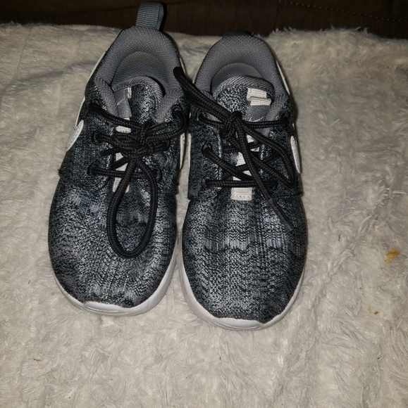 Nike Other - Nike kids shoes